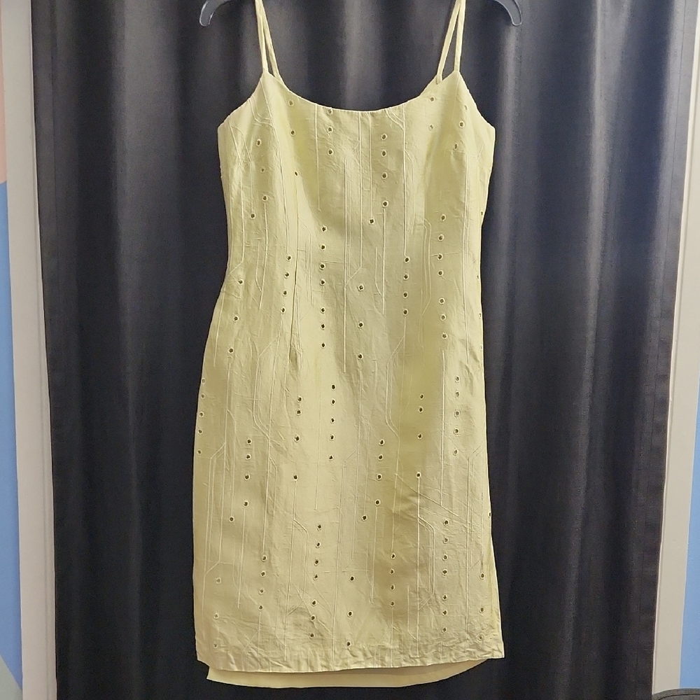 Size 2 100% Silk Kay UNGER Dress